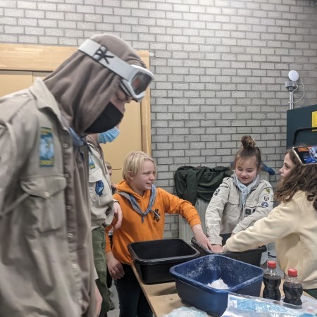 PXL 20220206 134855475.MP - Scouts en Gidsen Zaventem 